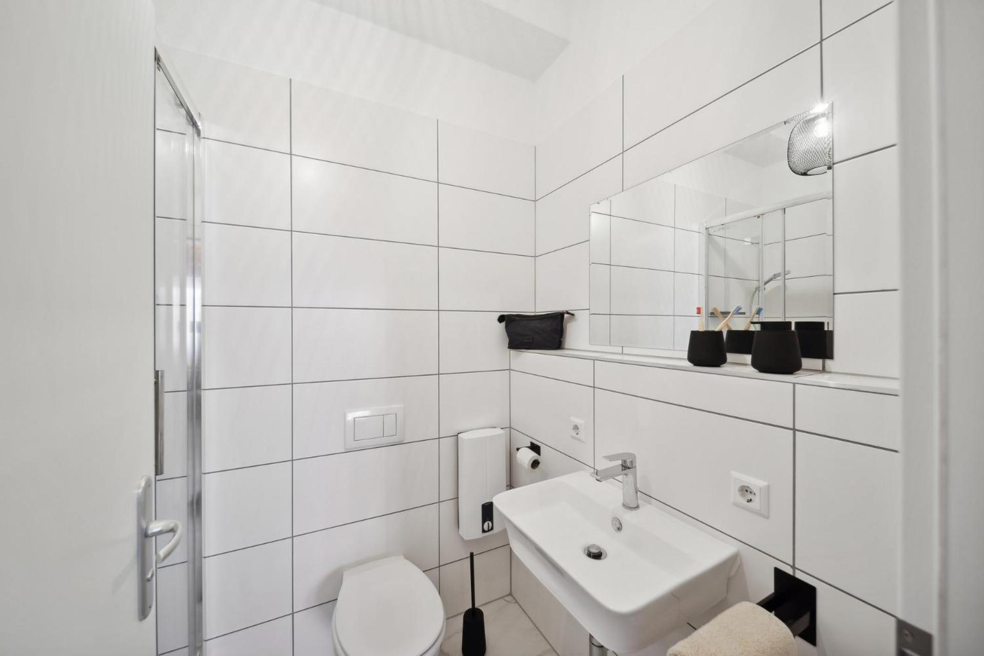 Ruhige Lage, Gute Anbindung, Frisch Renoviert Apartment Фелбах Екстериор снимка